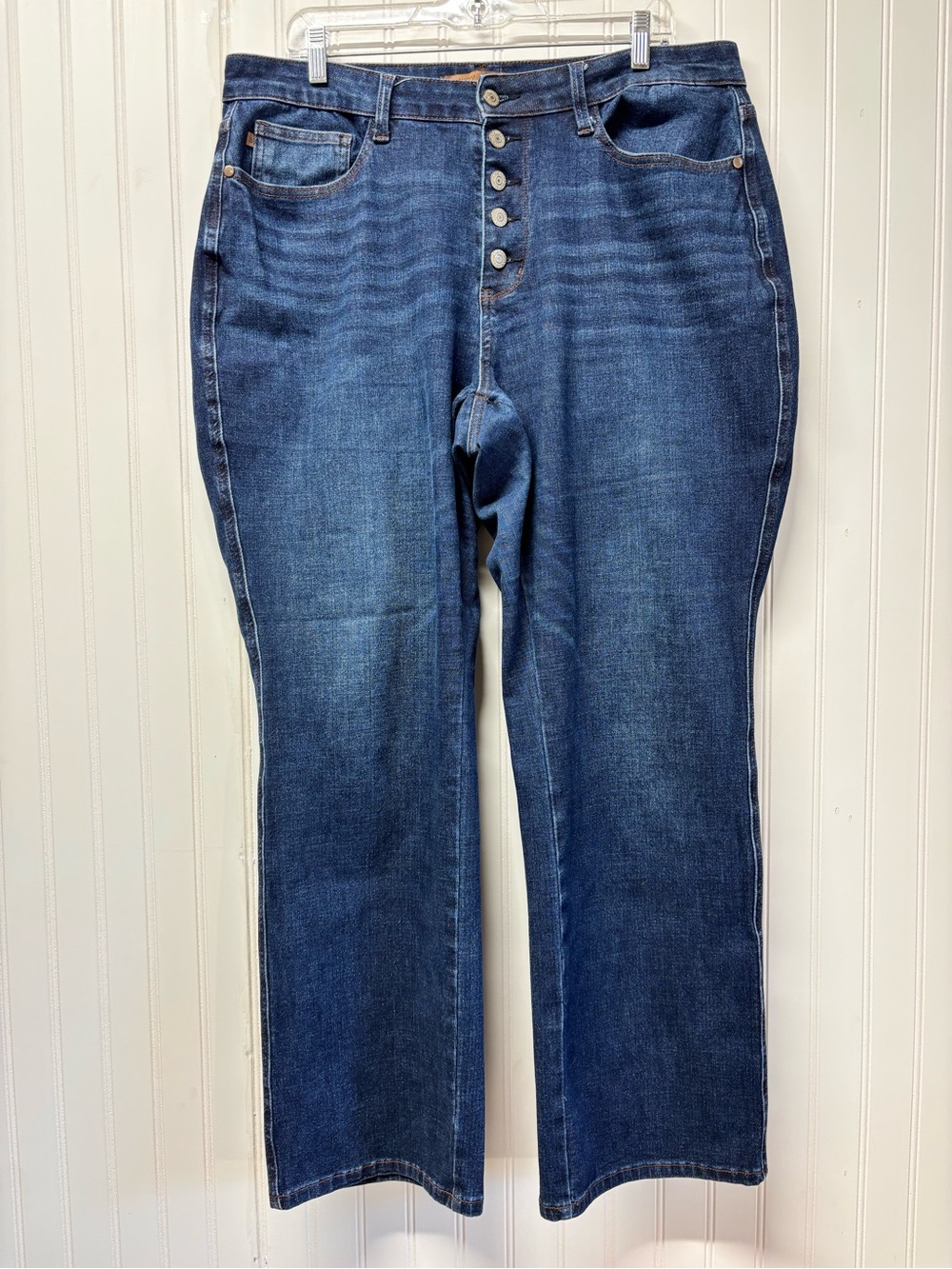 Judy Blue Womens Straight Fit Jeans Medium Wash Button Fly High Rise Denim Size
